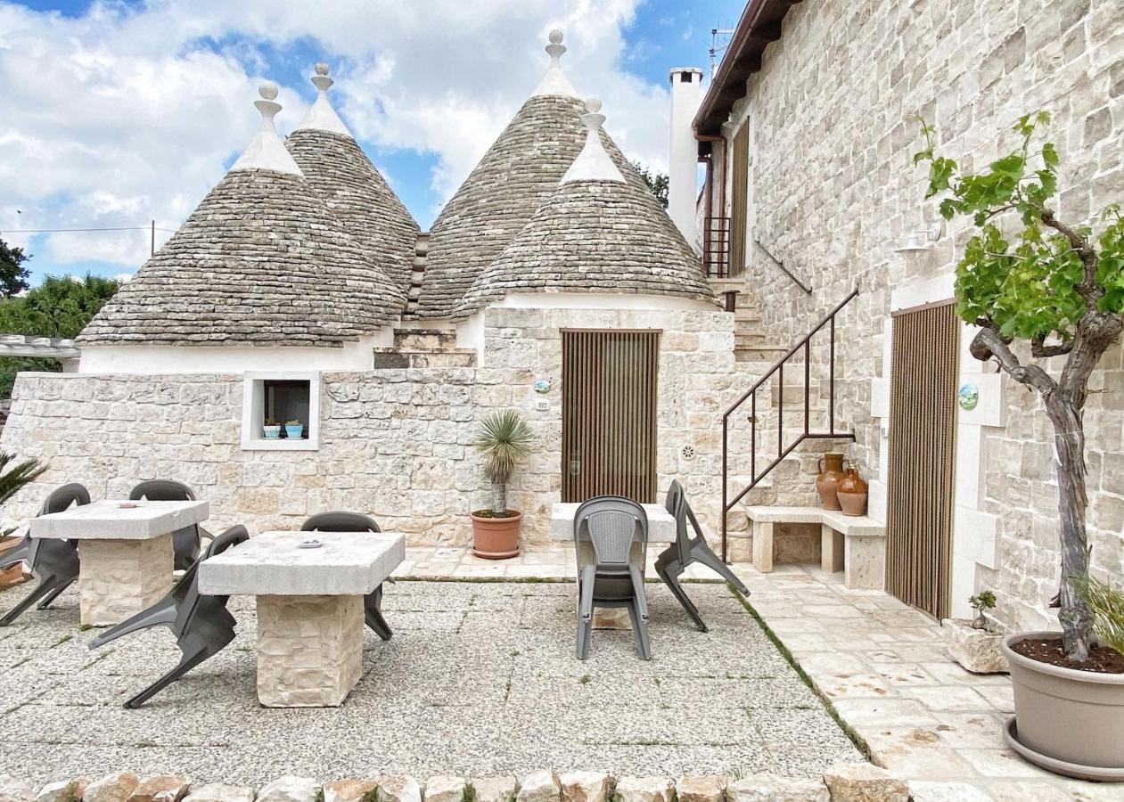 Trulli Caroli Locorotondo